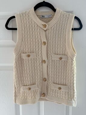 Zara Cream Cable Knit Sleeveless Cardigan